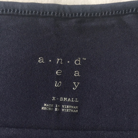 Super soft navy blue adjustable spaghetti tank - Picture 2 of 3